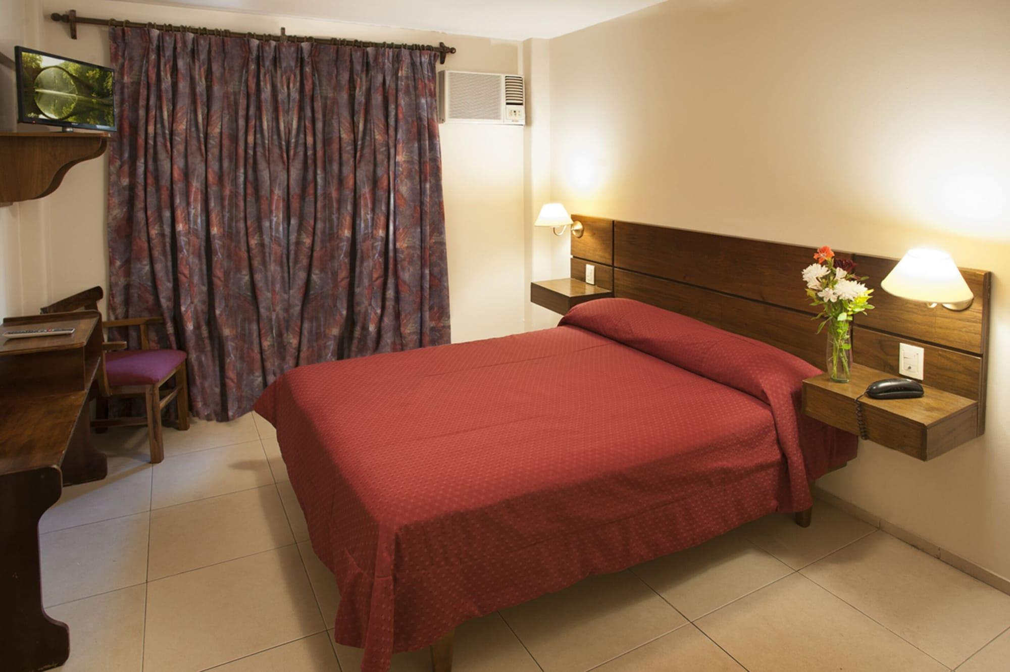 Hotel Carollo Mendoza Eksteriør billede