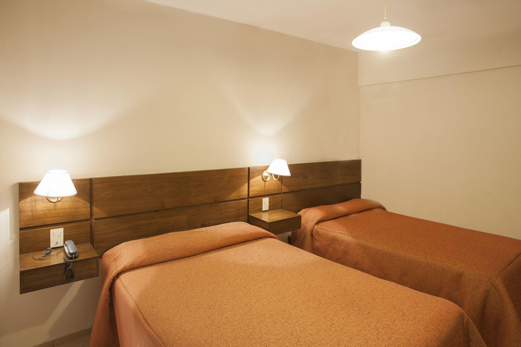 Hotel Carollo Mendoza Eksteriør billede